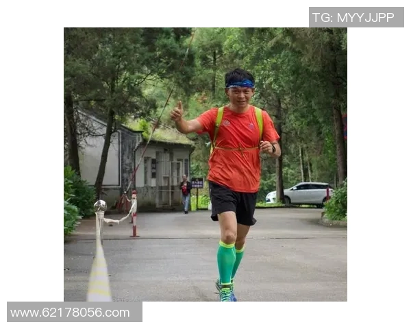 深圳城市马拉松赛评析：极限运动队战术运用与表现探讨