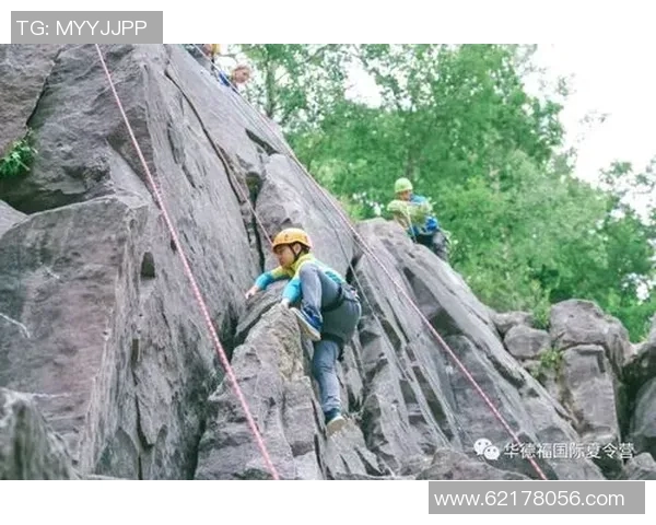 西安攀岩队转型之路探秘:从传统到现代的攀岩竞技新篇章 西安攀岩队转型之路探秘:从传统到现代的攀岩竞技新篇章