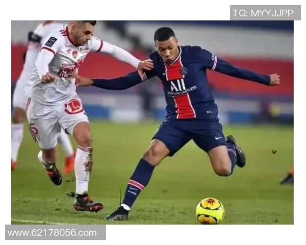 图耳与布雷斯特的激烈对决解析及比赛前瞻展望