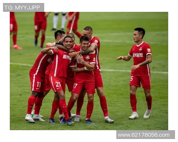 梅州客家与苏州东吴的激烈对决展现足球魅力与团队精神的巅峰之战