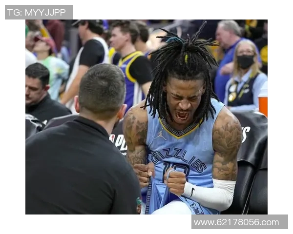 莫兰特解禁复出首战狂砍38分灰熊球迷齐声高呼他是MVP