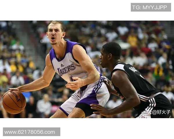 亚历克斯卡鲁索的篮球之路与个人魅力的完美结合